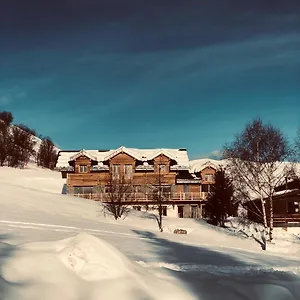 https://ski-lodge-73300.hotel-rhonealpes.com