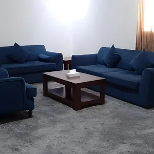 *** Hotel أهلين ثلاثة للشقق المخدومة Saudi Arabia
